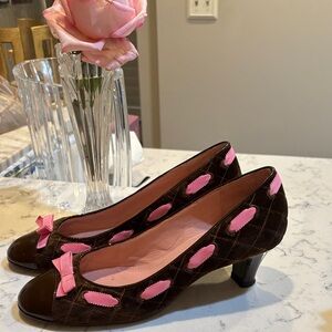 Marc Jacobs Pink and Brown  laced velvet  in a rich brown heels